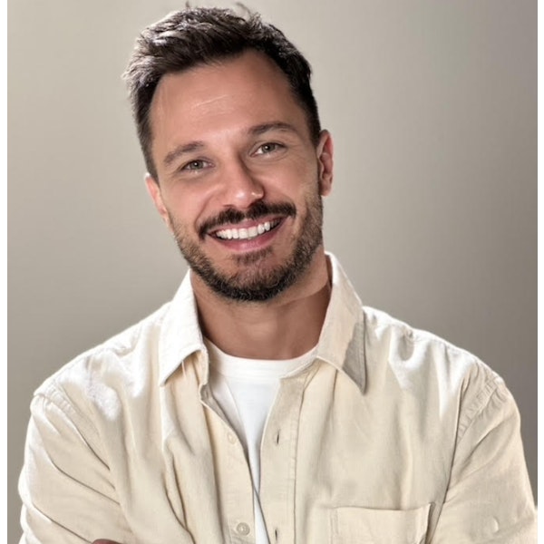 AI accelerates, humans differentiate