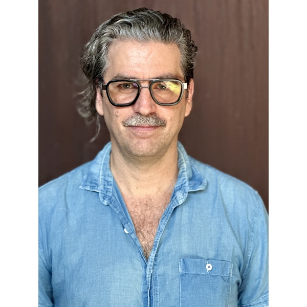 Alternative visions for a fragmented world